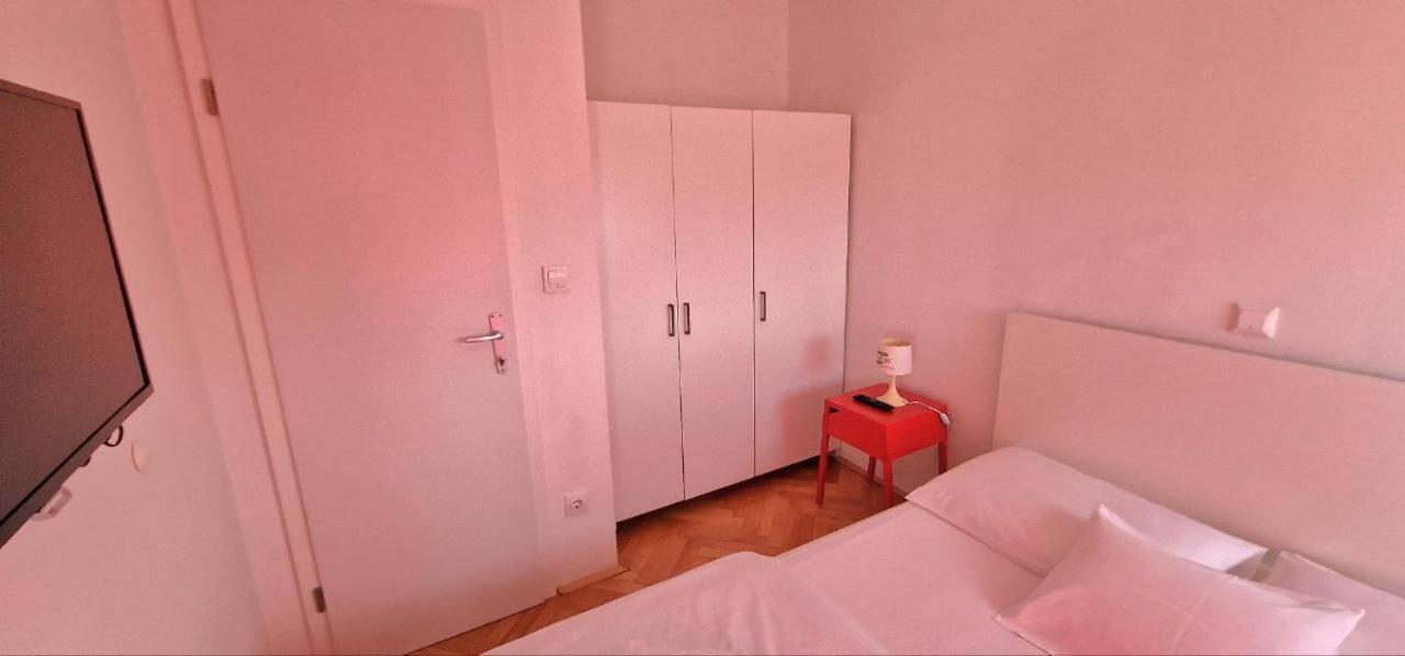 Apartments Zvone สปลิท ภายนอก รูปภาพ